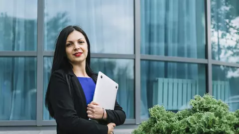Cum pot femeile active profesional să se adapteze mai bine la schimbări?
