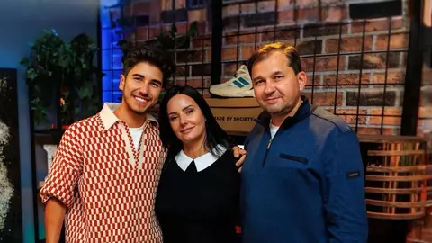 Sebastian Dobrincu, noi detalii despre despărțirea de Ioana Ignat. Cât s-au implicat părinții lui în această situație. „Nu, nu primesc sfaturi. Nu ai vrea să fii cu un alcoolic, nu?”