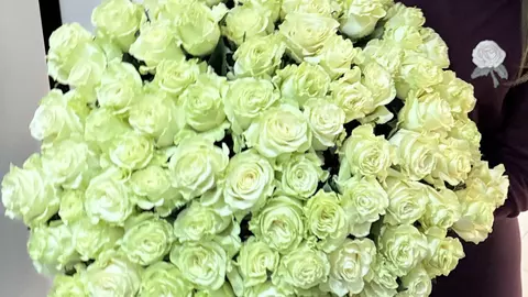 Când oferim un buchet de trandafiri și ce simbolizează?