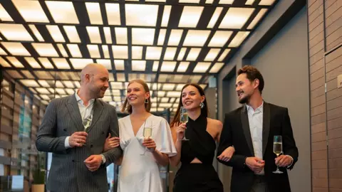 Secretul unei seri elegante: atmosfera care cucerește instant orice invitat