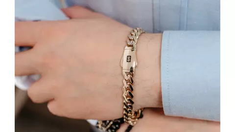Cum alegi brățara perfectă pentru stilul tău? Ghid complet pentru femei și bărbați