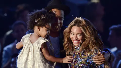 Cât de frumoasă este fiica lui Beyonce! Blue Ivy Carter arată ca un fotomodel la 13 ani și se bucură de succes. A câștigat un nou premiu