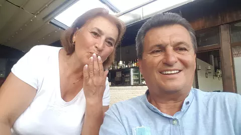 Ce spune Nea Mărin după 45 de ani de căsnicie cu soția lui, Mioara. „Am știut de la bun început amândoi că ne dorim o familie unită!”