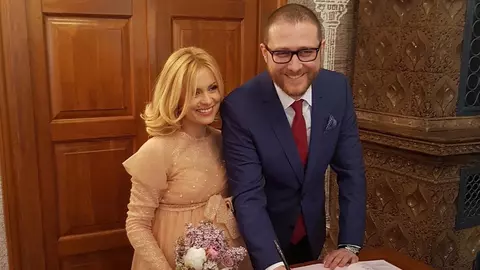 Simona Gherghe, după 8 ani de căsnicie cu Răzvan Săndulescu. „Ceea ce îți imaginezi tu că va fi, nu prea are legătură cu realitatea”