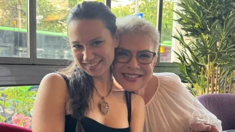 Motivul pentru care Maia nu mai merge în vacanțe cu Teo Trandafir. Cum se înțeleg în prezent