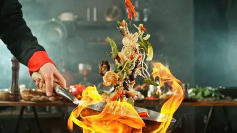 De ce să alegi live cooking pentru evenimentele tale private sau corporate: 5 motive clare