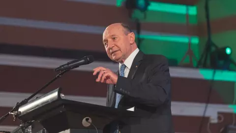 Traian Băsescu, mesaj alarmant: "Pe 28 septembrie, seara, Putin şi ai lui pot fi la graniţa României!"