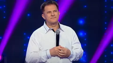 Care e starea lui Doru Octavian Dumitru, după ce a suferit un accident vascular cerebral. Mesajul medicilor, după ce l-au operat