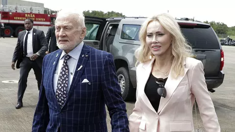 Anca Faur, soția lui Buzz Aldrin, a murit la vârsta de 66 ani. Anunțul trist făcut de astronaut: „Iubirea vieții mele...”
