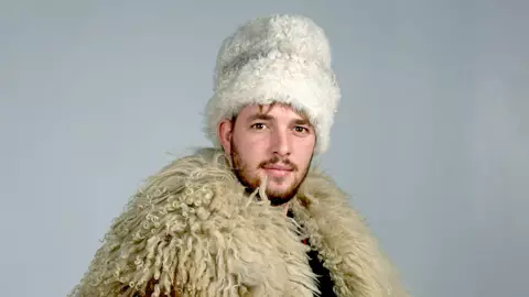 Concurenții din echipa Visătorii de la Desafio: Aventura. Cine e Nadin Gherman, ciobanul care face parte din show-ul de la Pro TV
