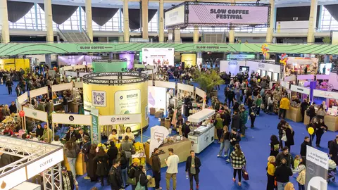 Slow Coffee Festival 2025 a încheiat ediția a noua cu recorduri: peste 20000 de vizitatori, 500 kg de cafea și o comunitate în creștere