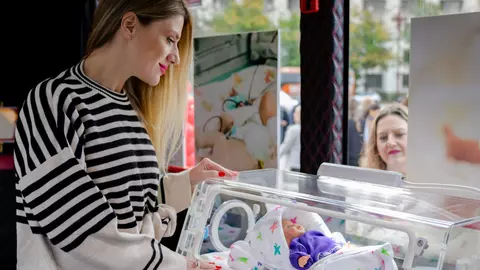 Eroi în scutece: apel pentru acțiune imediată în sprijinul copiilor născuți prematur