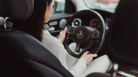 Imaginea profesională care inspiră încredere: 5 detalii esențiale