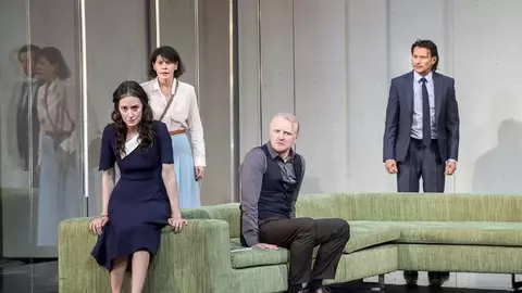 Invitație la teatru: HEDDA GABLER, în regia lui Thomas Ostermeier, la TNB pe 5 decembrie