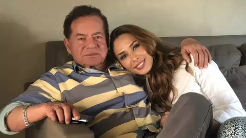 Imagini cu Iulia Vântur în fața spitalului din Mumbai. Tatăl lui Salman Khan a fost internat de urgență în spital. „Da, este adevărat”
