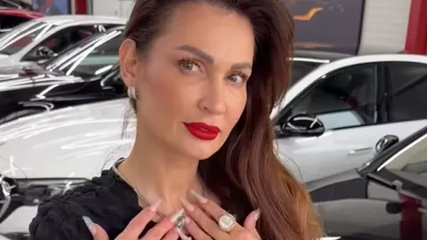 Nicoleta Luciu a apărut fără verighetă. Fanii imediat au reacționat: „Ai rămas la fel de frumoasă, cu patru copii, bravo!”