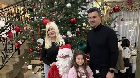 Cum și-a aniversat Elena Udrea ziua de naștere, de Crăciun. Imagini de la munte cu fetița ei, Eva Maria. „O viață cât 10 vieți”