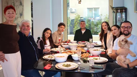 Cătălin Măruță a reacționat după ce familia lui a fost criticată pentru o vizită la Ioan Andone acasă. Ce nu le-a convenit fanilor: „Respect față de gazdă”