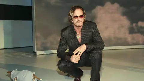 Mickey Rourke, de nerecunoscut la 73 de ani. Actorul, evacuat din casa din Los Angeles din cauza datoriilor