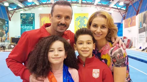 Afecțiunea cu care se luptă fiica lui Marius Urzică. Simona, în lacrimi la Power Couple România