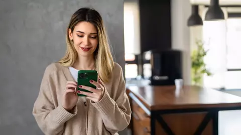 Design interior în era în care Instagram e arbitru al eleganței. Cum schimbă social media și inteligența artificială modul în care ne amenajăm locuința