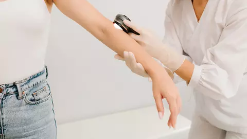 Eleganța pielii începe cu medicina