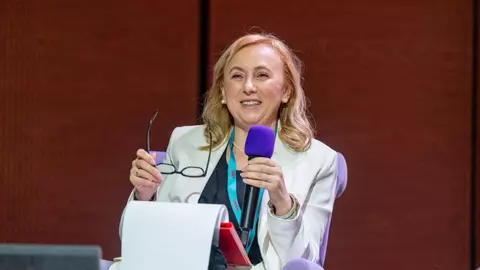 Copiii români și alcoolul: primul contact apare înainte de liceu. Ce spun specialiștii despre rolul familiei