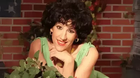 Îți mai amintești de Lili Jurcă? Mariana Dănescu s-a întors la Pro TV după aproape 20 de ani. Ce face acum și cum arată la 57 de ani