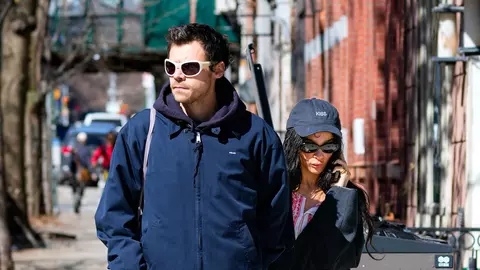 Harry Styles și Zoë Kravitz s-au logodit după doar 8 luni de relație