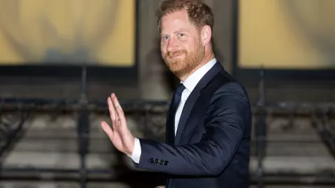 Mesajele secrete ale Prințului Harry cu o jurnalistă, dezvăluite în instanță. Discuțiile intime au fost făcute publice