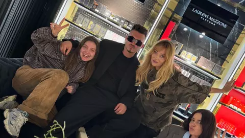 Delia și Anna Lesko, printre vedetele care au participat la deschiderea Via Porta, primul designer outlet din România