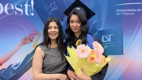 Fiica lui Răzvan Simion a absolvit facultatea. Ianca a publicat imagini din ziua specială
