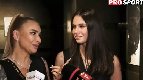Fiica cea mare a Anamariei Prodan, în costum de baie pe un iaht. Rebecca se află în vacanță cu iubitul ei