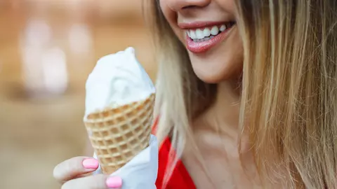 Înghețata din două ingrediente pe care o poți mânca la dietă