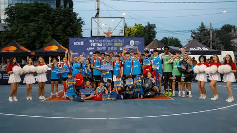 Republica sportului: 20.000 de oameni au ieșit în stradă să facă sport la Ploiești. Tamaș, Torje, Corina Ungureanu și Leonard Doroftei, printre participanți