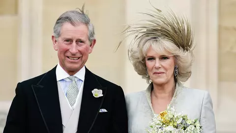 Camilla, ultimatum pentru regele Charles din cauza Prințului Harry. Nu vrea să îi primească pe ducii de Sussex înapoi: „Majestatea Sa se află într-o poziție teribilă”
