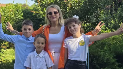 Ce s-a întâmplat cu cei trei copii ai Mirelei Vaida cât timp s-a aflat la „Asia Express” 2026. „Nu mai avea doi dinți”