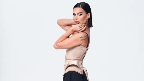 Andreea Popescu și-a schimbat look-ul și a îmbrăcat cea mai provocatoare ținută. Cum arată acum. „Îți stă foarte bine. Ești superbă”
