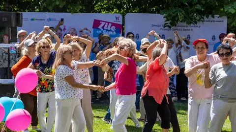 Cum îi păstrăm pe seniori parte activă din comunitate?