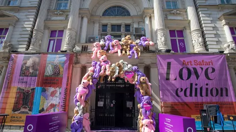 Art Safari Love Edition se deschide din 30 iunie! Capodopere cu și despre dragoste de la National Portrait Gallery din Londra, în premieră la București