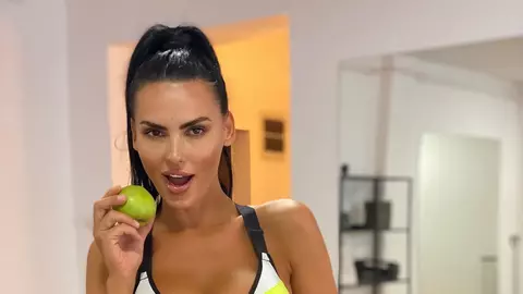 Lavinia Pîrva, apariție indecentă pe Instagram. A pozat fără lenjerie intimă: „Ce zice Ștefan când te vede așa goală?”