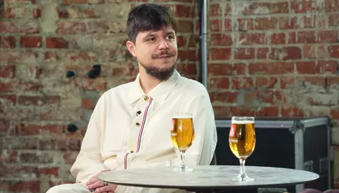 Simion Bogdan-Mihai: „Aș bea o bere cu Cristian Vasile, cântărețul meu preferat”