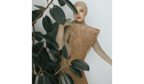 Arhitectura forței: Ernesto Abram și noua feminitate