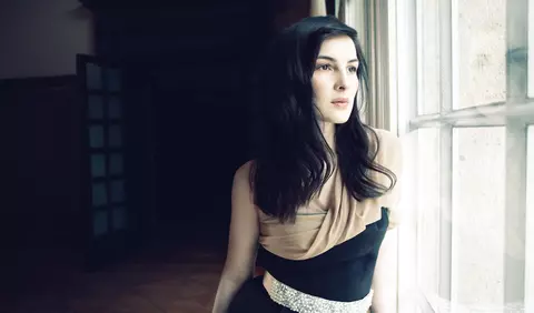 Dialoguri terapeutice cu actrita Ioana Flora