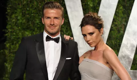 Victoria Beckham si David Beckham au sarbatorit 17 ani de casatorie