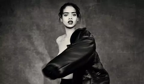 Rihanna vs. Restul lumii