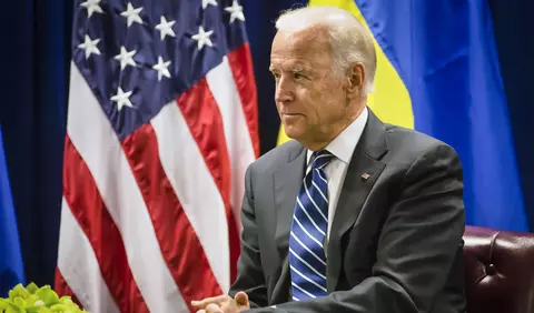 Joe Biden a oficiat casatoria a doi barbati gay in propria sa casa
