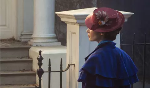 A aparut prima imagine cu Emily Blunt in "Mary Poppins Returns"