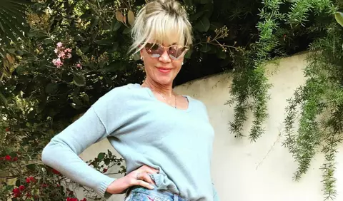 Melanie Griffith vorbeste sincer despre operatiile estetice, dependenta si relatiile anterioare