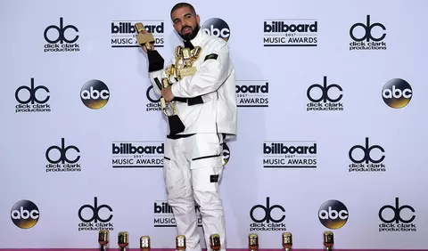 Castigatorii Billboard Music Awards 2017